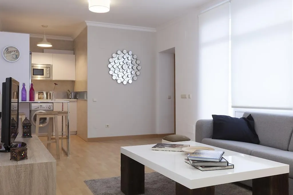 Urbanchic Carreteria Apartment Malaga