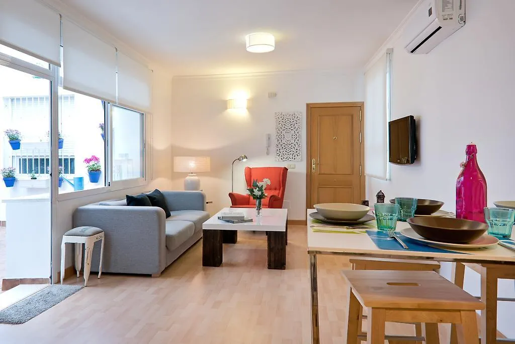 Urbanchic Carreteria Apartment Malaga